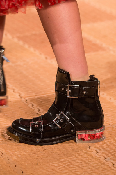 Alexander McQueen at Paris Fashion Week Spring 2018 - The Most .