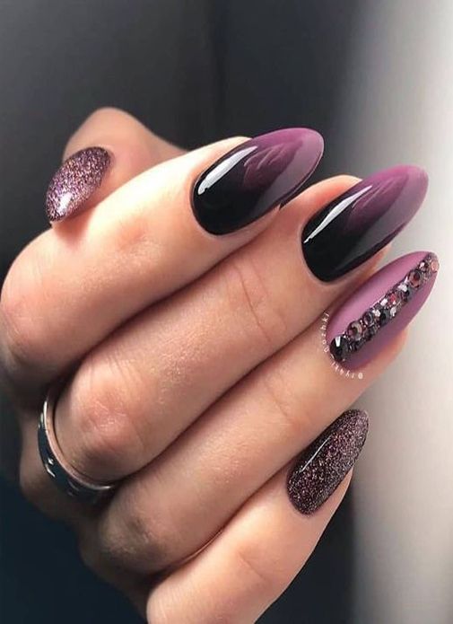 Amazing Nails Art 2019 | Fall nail art designs, Studded nails .
