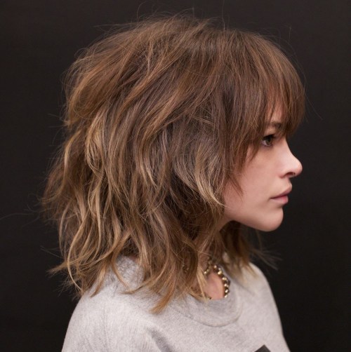 70 Best Variations of a Medium Shag Haircut for Your Distinctive Sty