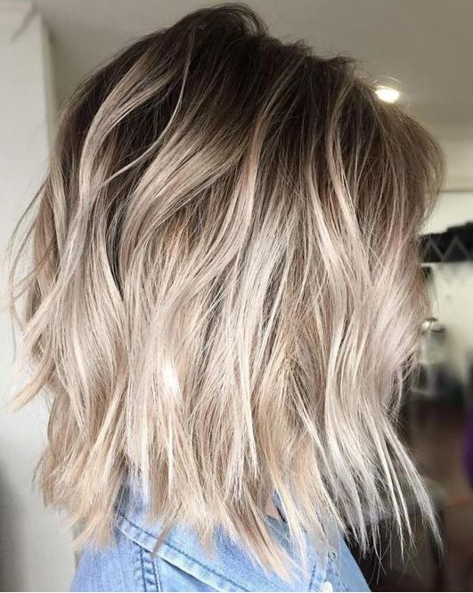 10 Ash Blonde Hairstyles For All Skin Tones 20