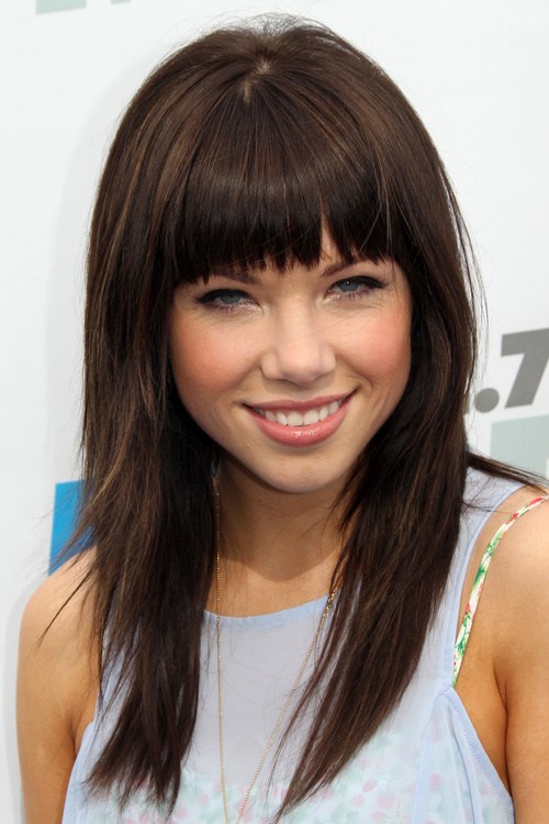 25 Best Fringe Hairstyles to Refresh Your Lo