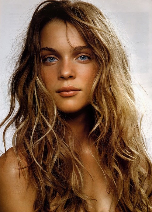 2014 Summer Beach Wavy Hairstyle | 2019 Haircuts, Hairstyles and .