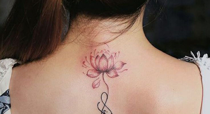 10 Beautiful Tattoo Designs of Flowers | Beauty Logic Bl
