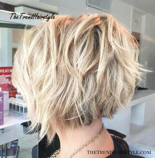Textured Wavy Mid-Length Cut - 60 Best Bob Hairstyles for 2019 .