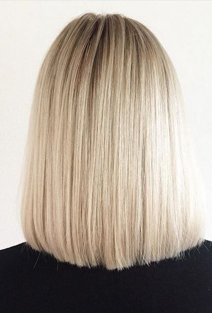 Blunt Blonde Bob | One length hair, Lob hairstyle, Medium hair styl