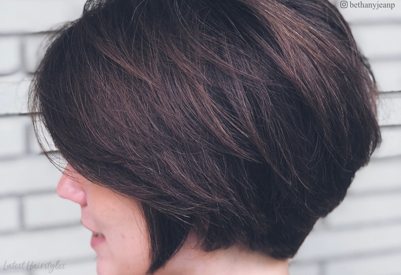 17 Cute Short Layered Bob Haircuts That are Easy to Sty