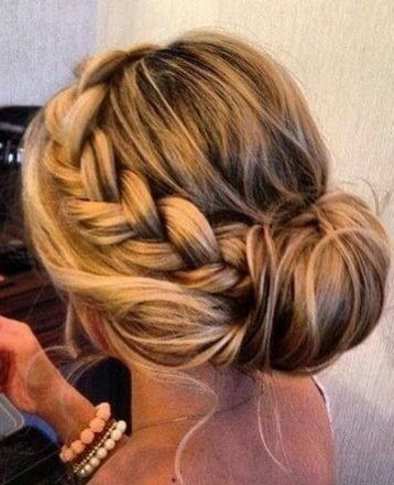 39 Elegant Updo Hairstyles for Beautiful Brides | Side bun .