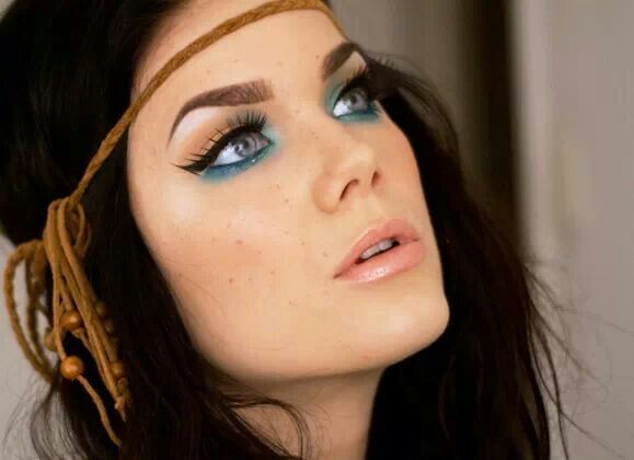 Makeup boho chic | Boho makeup, Hippie makeup, Boho chic hairstyl