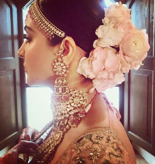 Bridal Hairstyle | Indian wedding hairstyles, Bridal hair bu