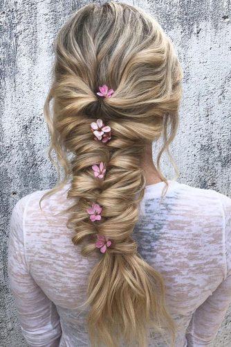 Essential Guide to Wedding Hairstyles For Long Hair | Wedding Forwa