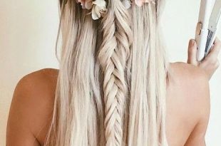 pretty hair. hair flowers. #braids | Hair styles, Hair inspiration .