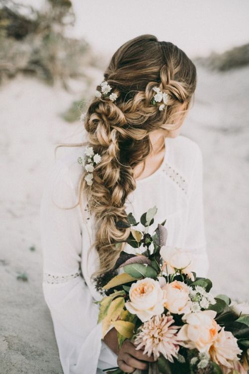 10 Perfect Grey Hair | Romantic wedding hair, Wedding hair flowers .