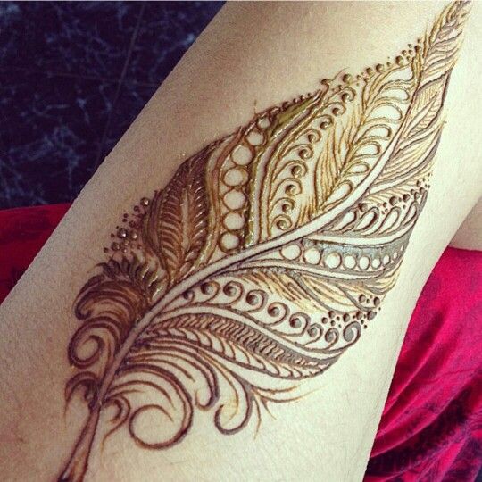 Breathtaking Feather Tattoo Designs to Get Inspried | Henna tattoo .