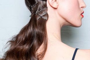12 Simple and Chic Hairstyles With Bobby Pins - Pretty Desig