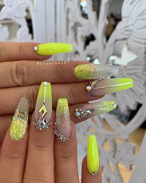 43 Chic Ways to Wear Yellow Acrylic Nails | Yellow nails design .