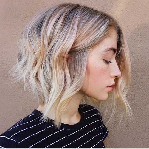 Wavy Short Hair Styles for Chic Ladies | Short-Haircut.c