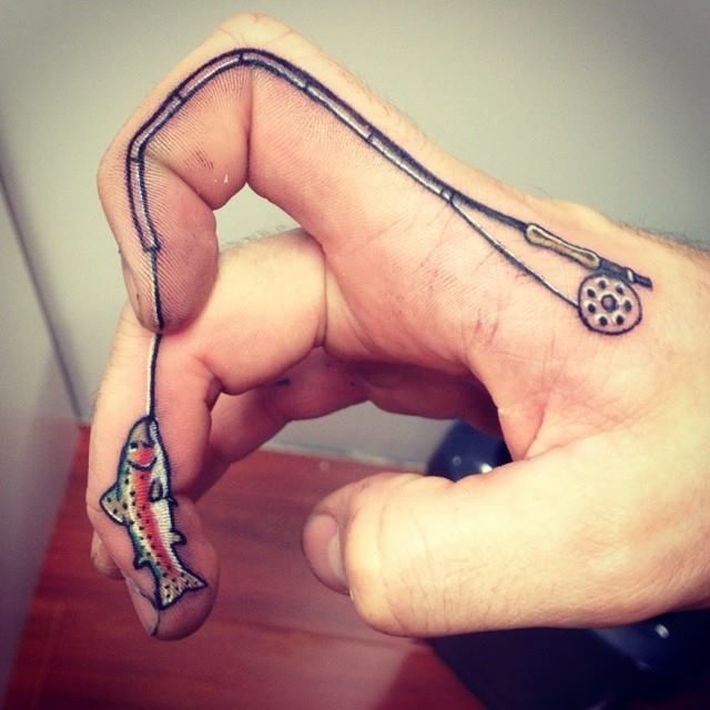 20 funny tattoos design on fingers | Funny tattoos, Hook tattoos .