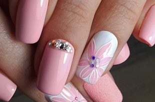 Nail Art #3846 | Flower nails, Pink nails, Summer nails 20