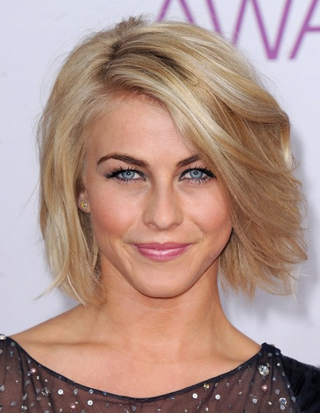 Chic Side Part Bob Hairstyle for Women - Short Hairstyles 2014 .