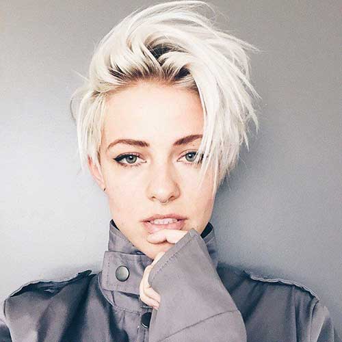25 Chic Short Hairstyles for Thick Hair - The Trend Spott