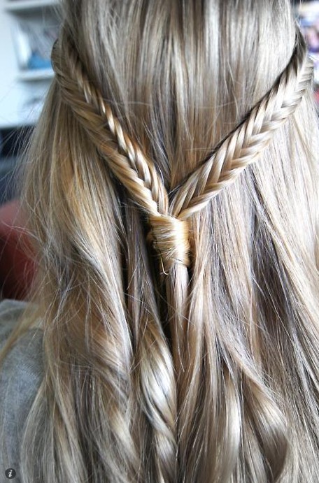 Fishtail Braid - Hairstyles Week