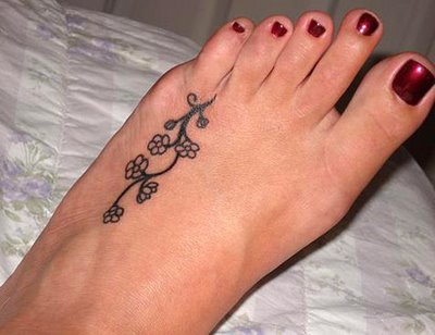 Female Cute Foot Tattoo Design-Feminine Foot Tatto