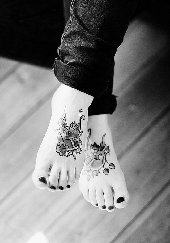 25+ Cute Foot Tattoos For Gir