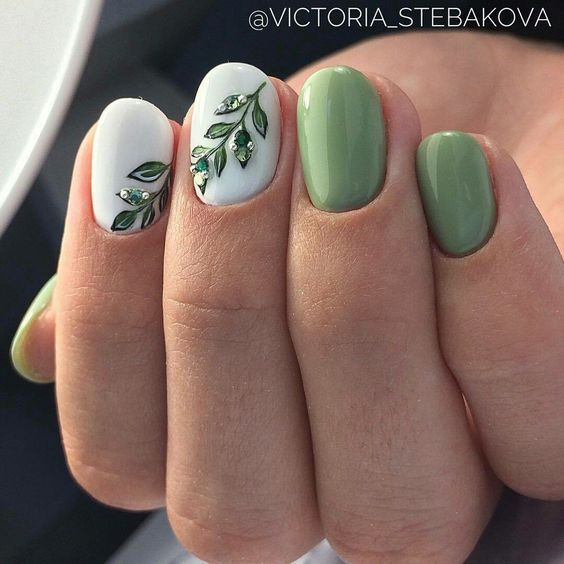 114 Easy Cute Bright Summer Nail Designs 2019 | Green nail art .