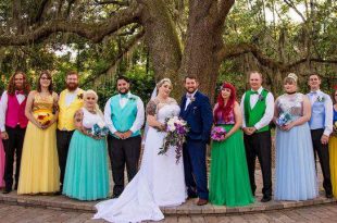 Magical: Jacksonville couple has Disney-themed weddi