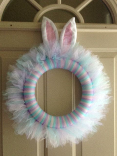 Easter wreath with bunny ears on Etsy, $25.00 | Easter wreaths .