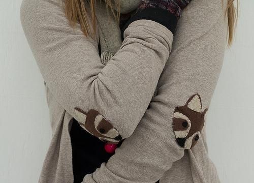 DIY Elbow Patches DIY: raccoon week: elbow patches | Diy clothes .