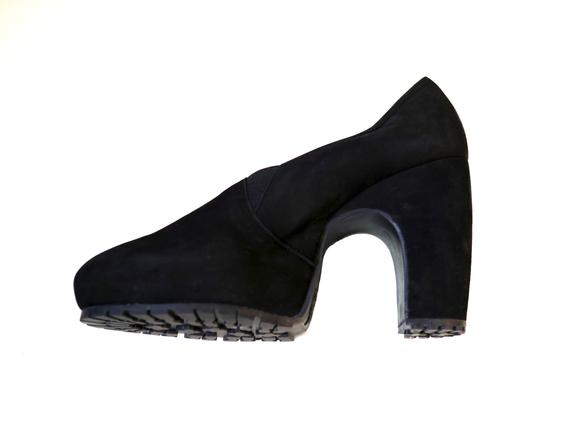 Size 8 // Black Suede // 90s // Just Libby // Platform Heels | Et