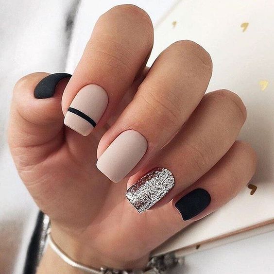 50 Elegant Nail Art Designs For Women 2019 - Page 31 of 50 .