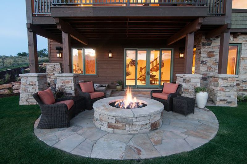 Best Outdoor Fire Pit Ideas to Have the Ultimate Backyard getaway .