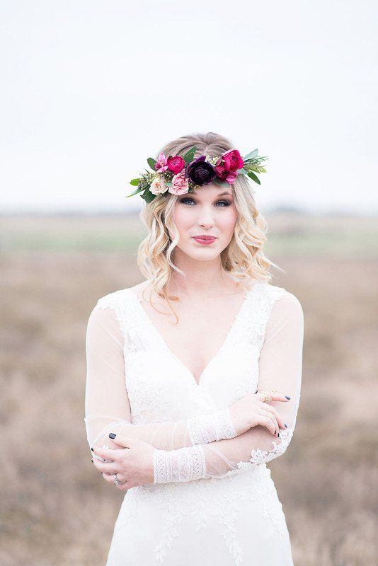 Boho #wedding hairstyle idea - loose waves with pink, floral crown .