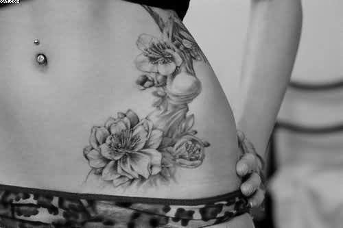 40+ Awesome Waist Tattoos For Gir