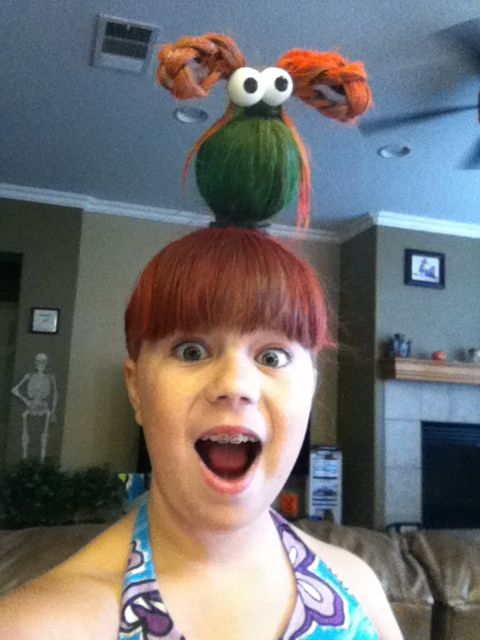 Make a little friend to live on top of your head! | Crazy hair .
