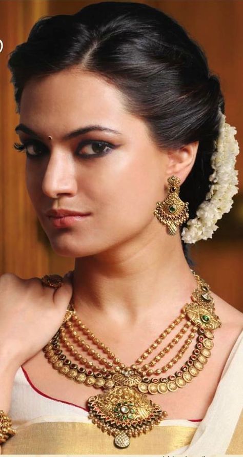 20 Gorgeous Indian Wedding Hairstyle Ideas | Indian wedding .