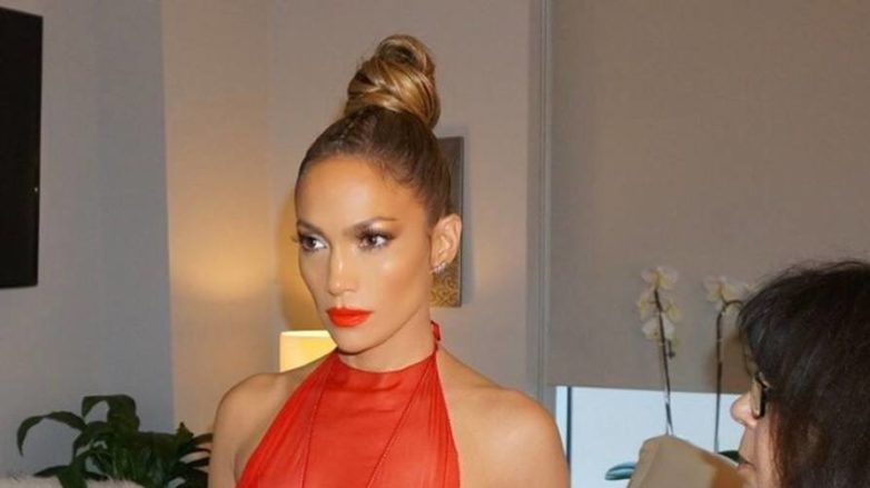 See Jennifer Lopez's glam top knot + learn how to recreate her upd