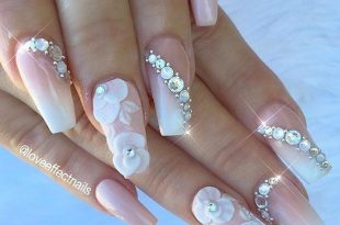 35 Glamorous Wedding Nail Art Ideas for 2020 - Best Bridal Nail .