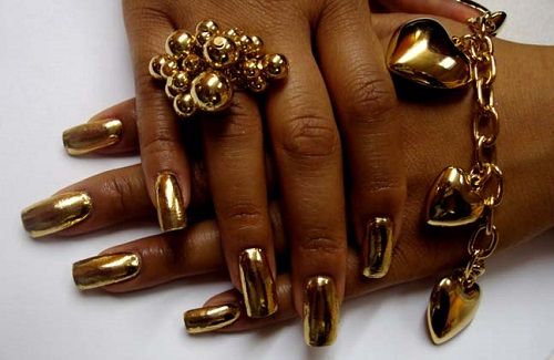 Glowing Golden Nails: Vinny Nails Golden Design Ideas ~ fixstik .