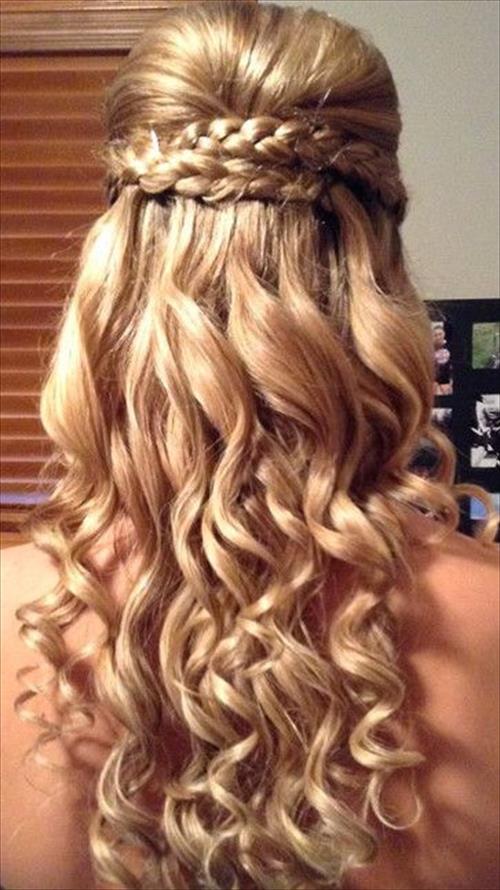 36 Beautiful Prom Hairstyles for Short Hair Girls | Hairsty