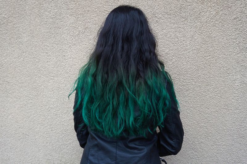 13 Secrets Nobody Tells You About Dyeing Your Hair A Crazy Color - M