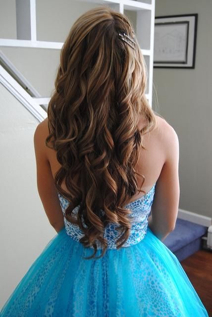 50 Gorgeous Prom Hairstyles For Long Hair | Long hair styles, Hair .