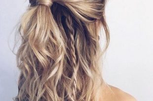 28 Stunning Half Up Half Down Hairstyles (With images) | Hair .