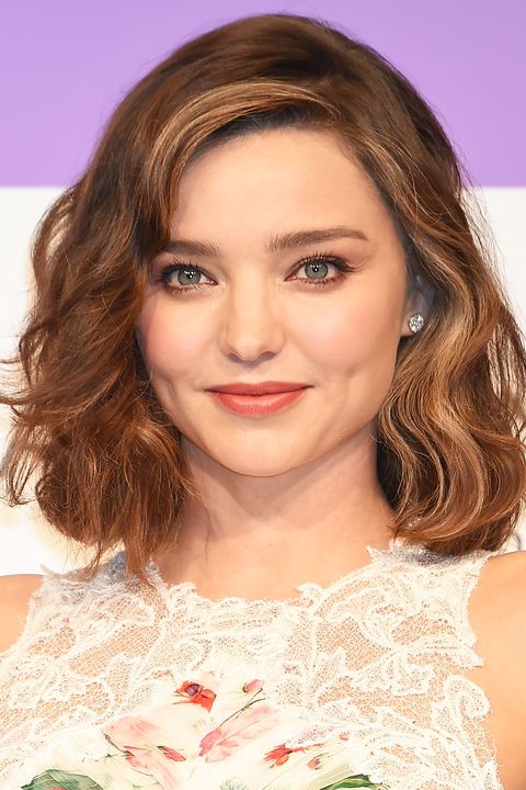 25 Best Hairstyles For Round Faces in 2020 - Easy Haircut Ideas .