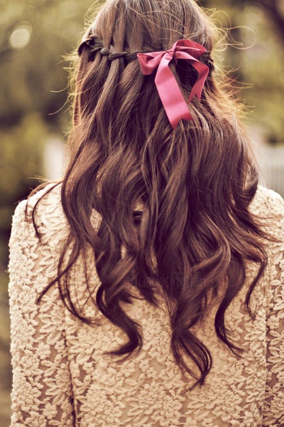 12 Pretty Hairstyles with Ribbons - Pretty Desig