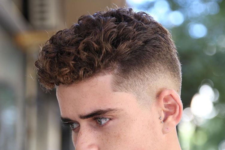 39 Best Curly Hairstyles + Haircuts For Men (2020 Guide) | Curly .
