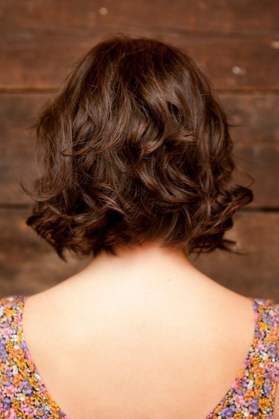 12 Hottest Wavy Bob Haircuts for Women - Pretty Desig