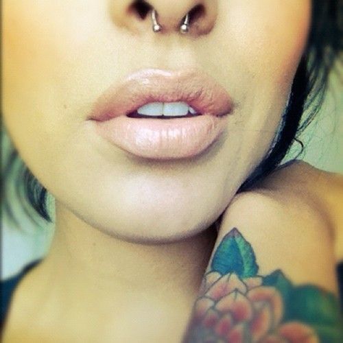 I wish I could pull off a septum piercing too, but I think my nose .